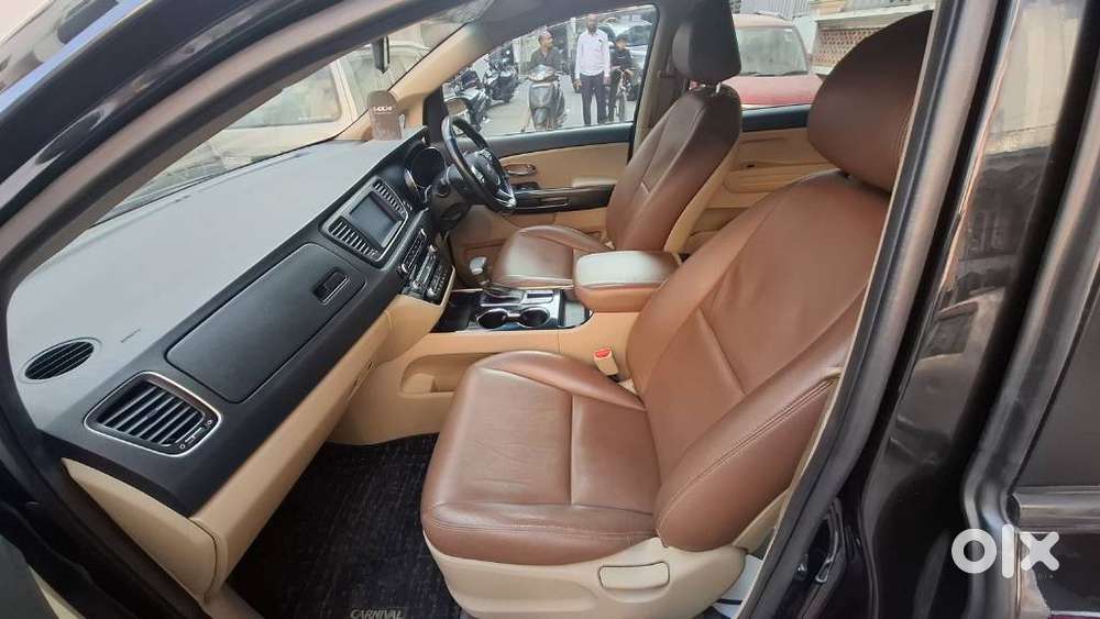 Kia Carnival Premium, 2020, Diesel