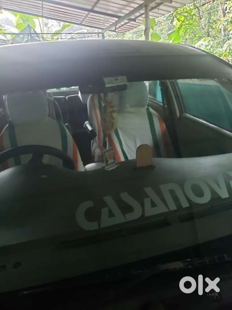 Toyota Innova 2011 Diesel 320000 Km Driven