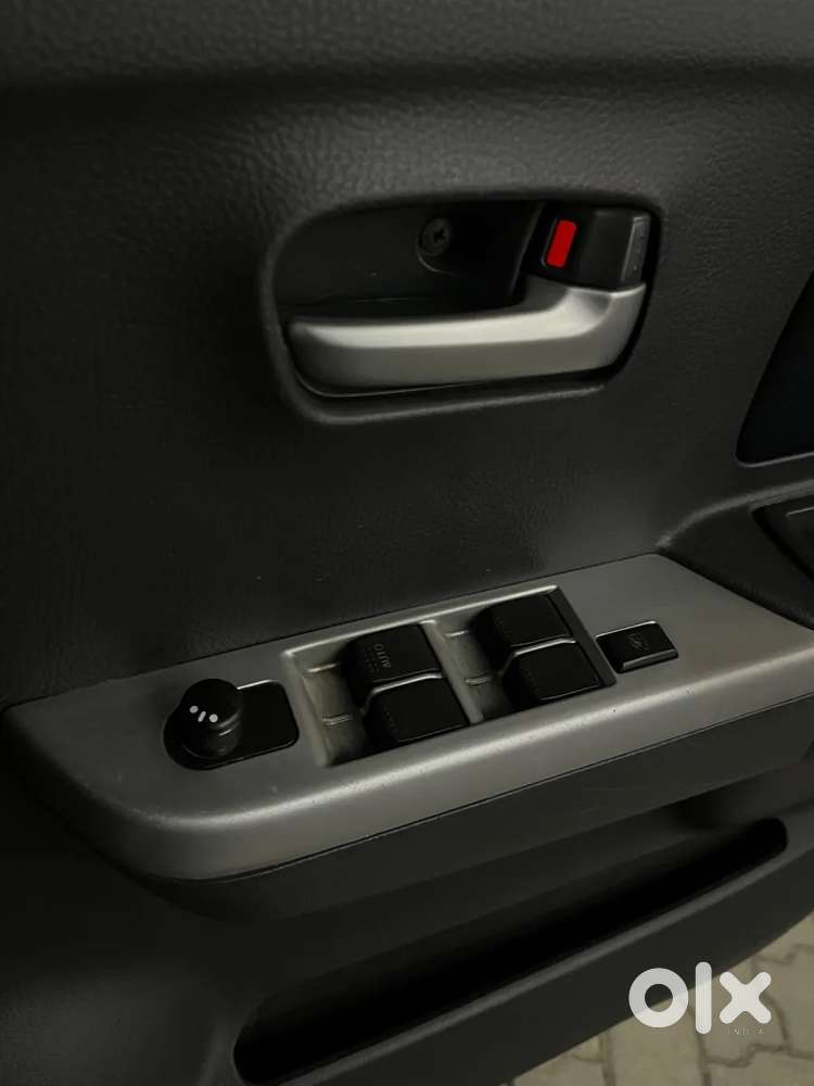 Maruti Suzuki Wagon R Vxi, 2012, Petrol