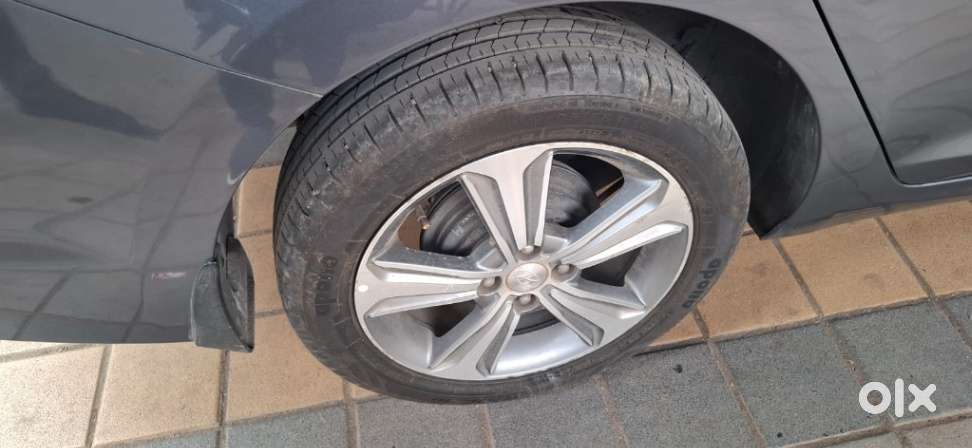 Hyundai Verna 1.6 Sx (o) Vtvt At, 2018, Petrol