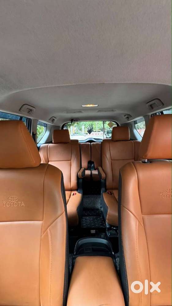 Toyota Innova Crysta 2.4 G Mt, 2016, Diesel