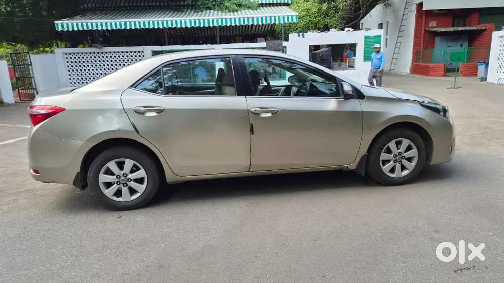 Toyota Corolla Altis 2016