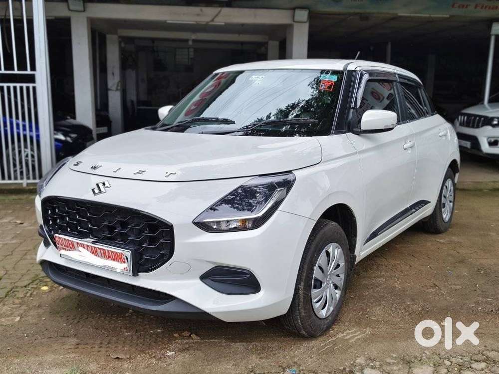 Maruti Suzuki Swift Vxi + Manual, 2025, Petrol