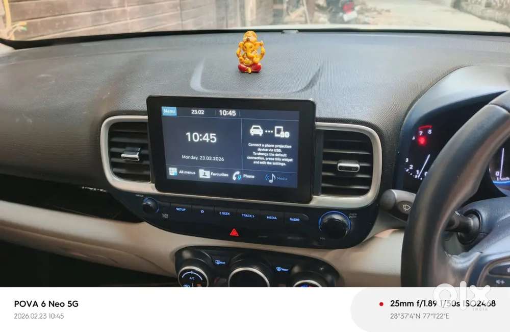 Hyundai Venue Petrol Mt 2019