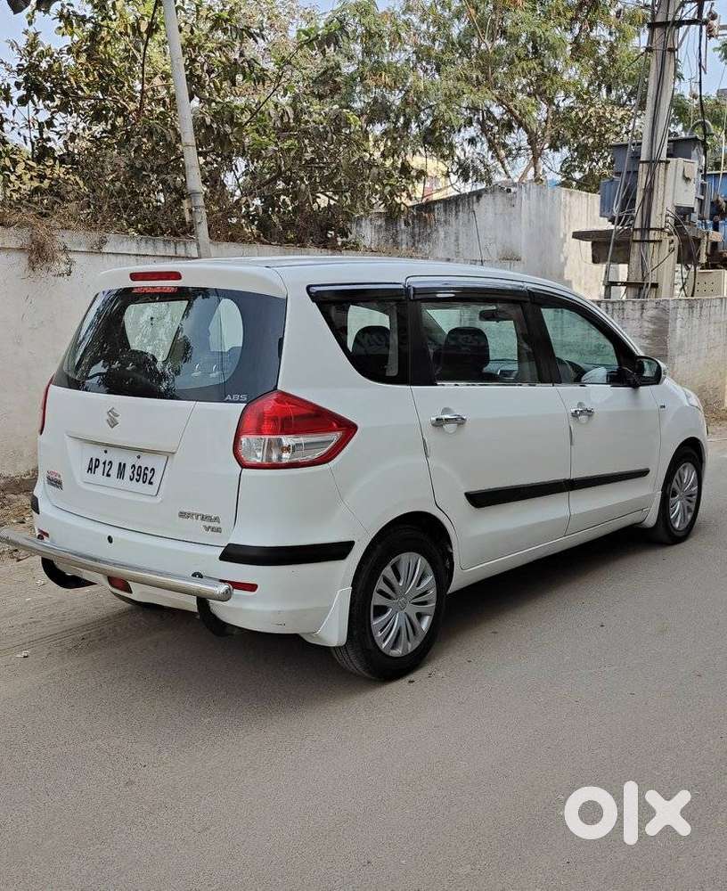 Maruti Suzuki Ertiga 2012-2015 Vdi, 2013, Diesel