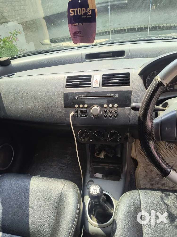 Maruti Suzuki Dzire 1.3 Vxi 2011