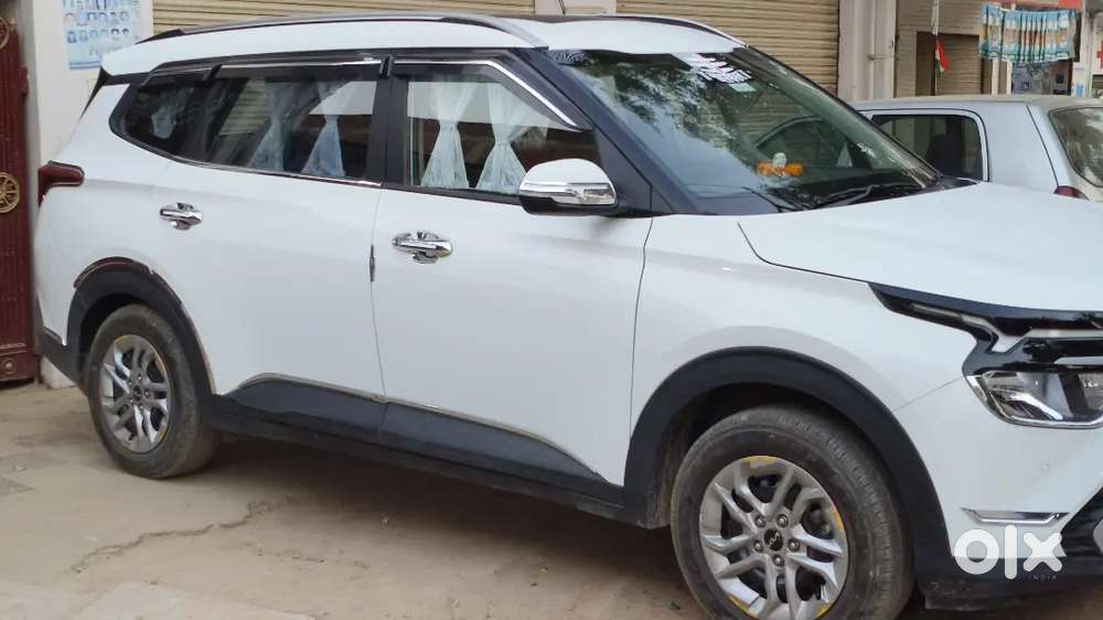 Kia Carens 1.5 Premium 2023