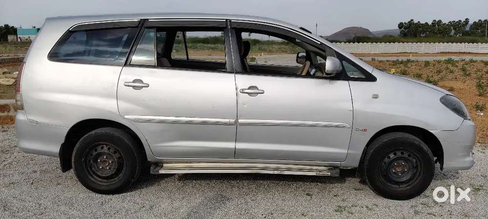 Toyota Innova 2010 Diesel 190000 Km Driven