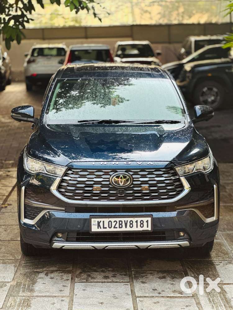 Toyota Innova Hycross 2.0 Zx (o) Hybrid 7 Str, 2024, Petrol