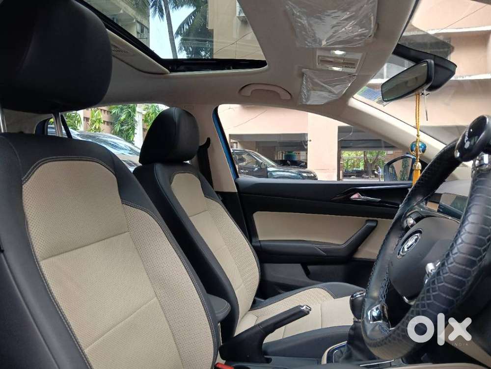 Skoda Slavia Style 1.0l Tsi Mt, 2023, Petrol