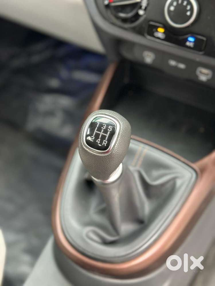 Hyundai Aura 1.2 Sx Cng, 2023, Petrol