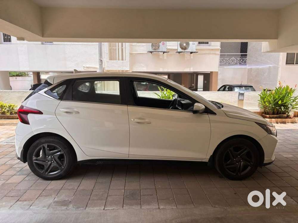 Hyundai I20 Sportz 1.2 Ivt - 2021 Model Year