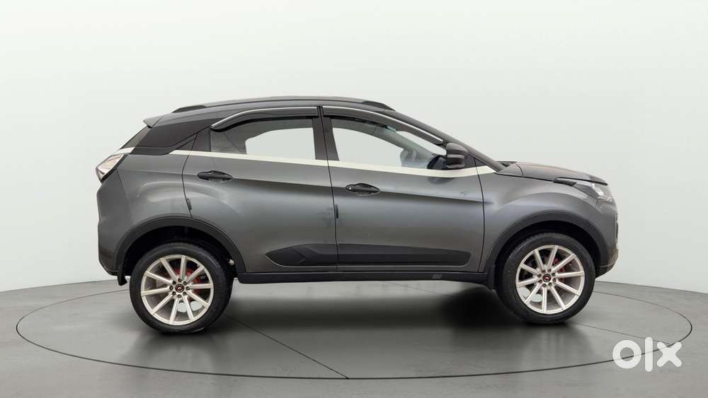 Tata Nexon 1.2 Revotron Xm (s), 2023, Petrol