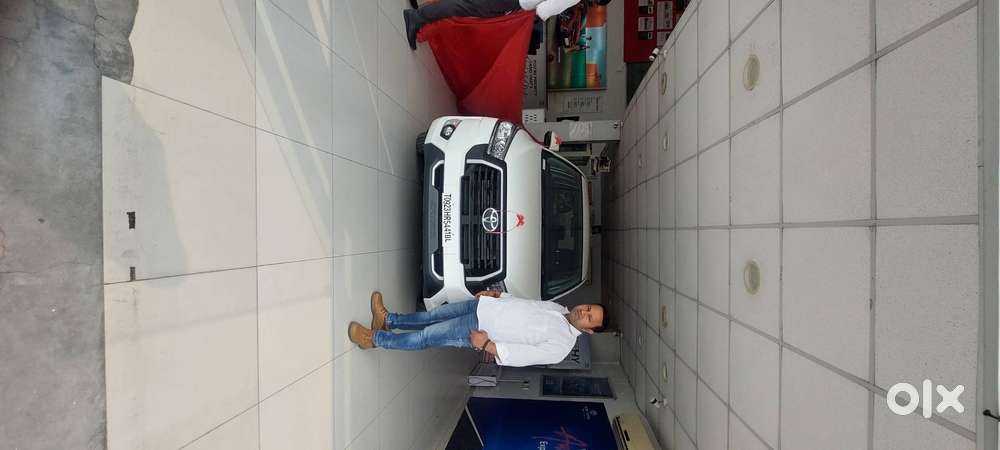 Brand New Condition Single Hand