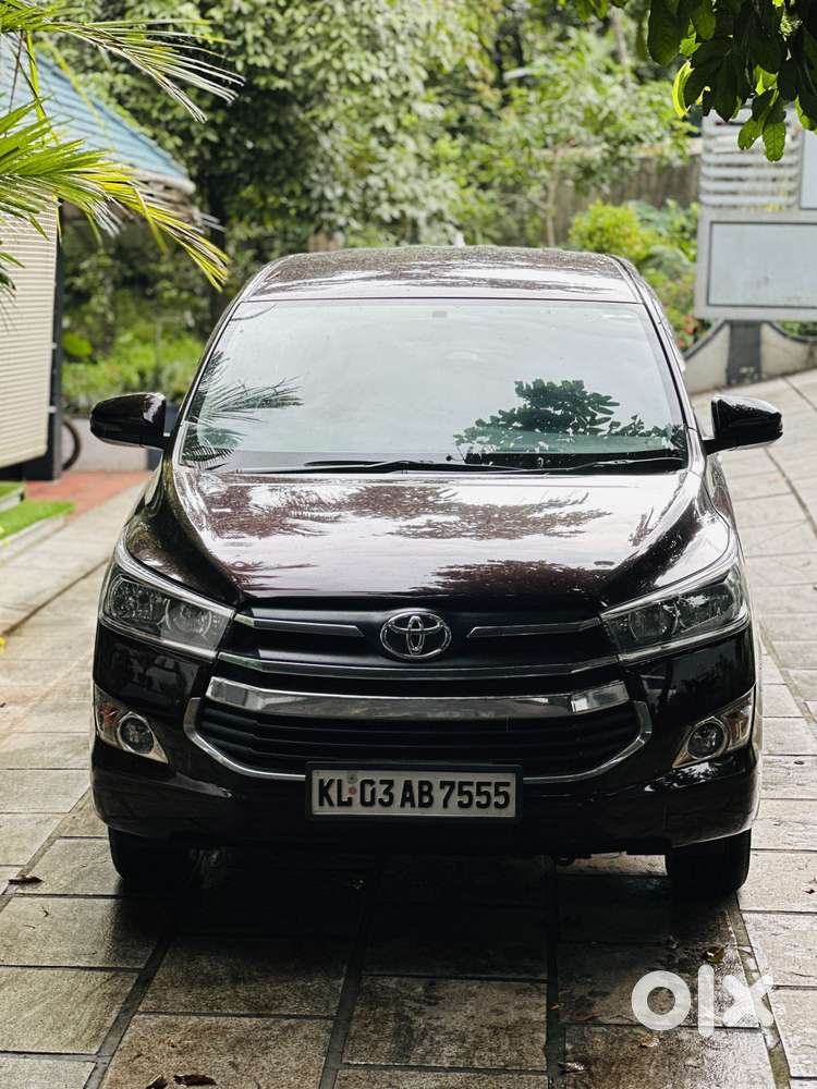 Toyota Innova Crysta 2.8 Gx At 7 Str, 2017, Diesel