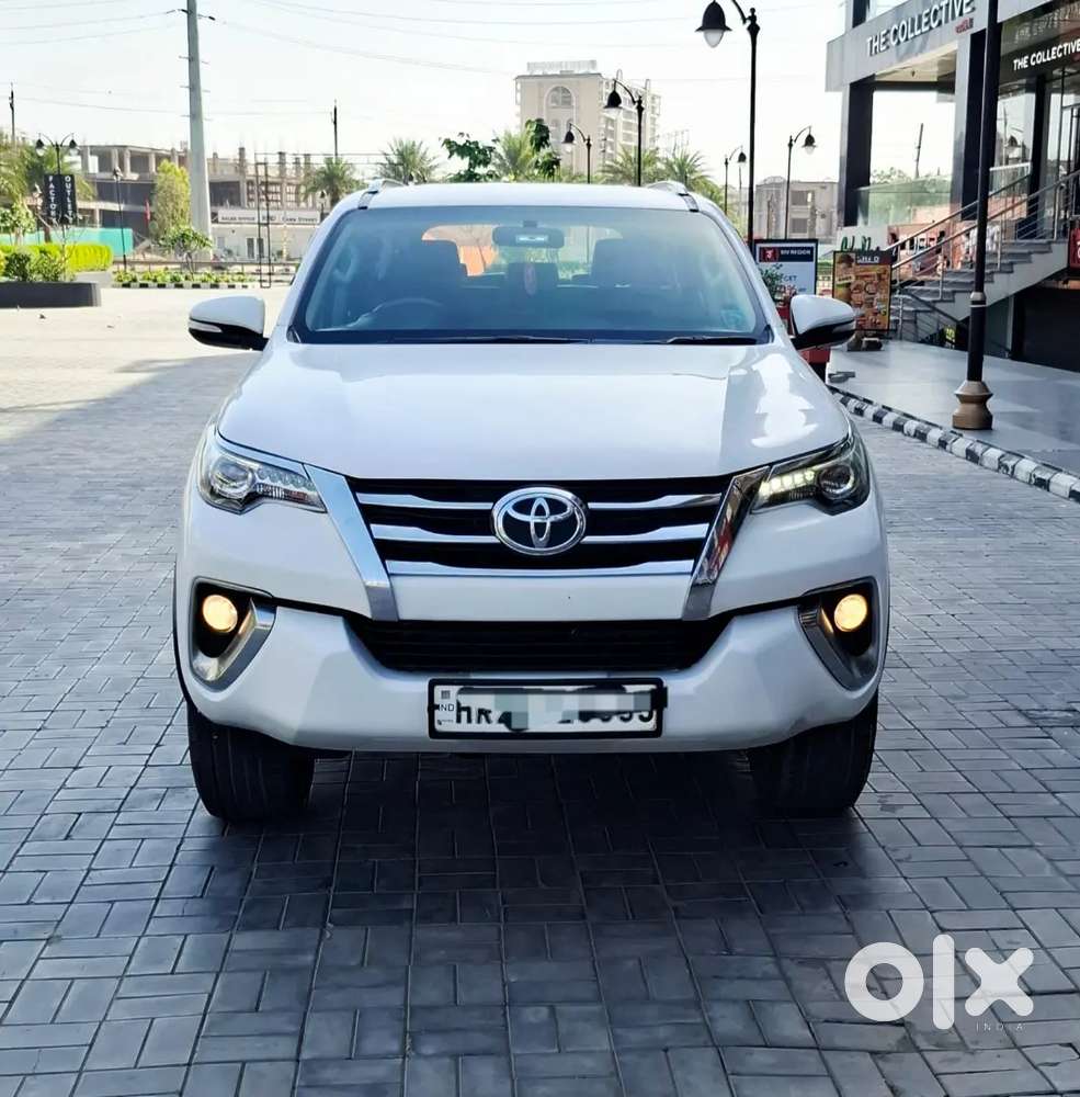 Toyota Fortuner 4x4 Sigma 4 Automatic 2017 1st Owner