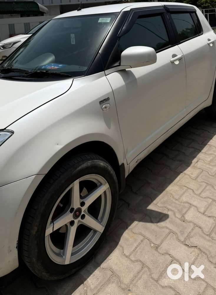 Swift Diesel 1.3 Maruti 2009