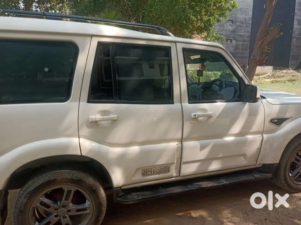 Mahindra Scorpio 2019 Diesel S7