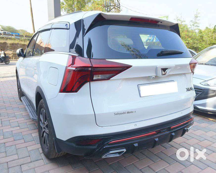 Mahindra Xuv700 2.2 Ax 7 Diesel At Luxury Pack Str, 2024, Diesel