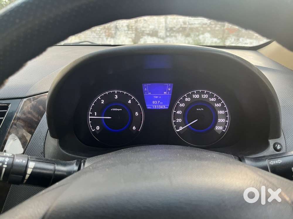 Hyundai Fluidic Verna Sx 1.6 Crdi  Dec 2013  Up-16