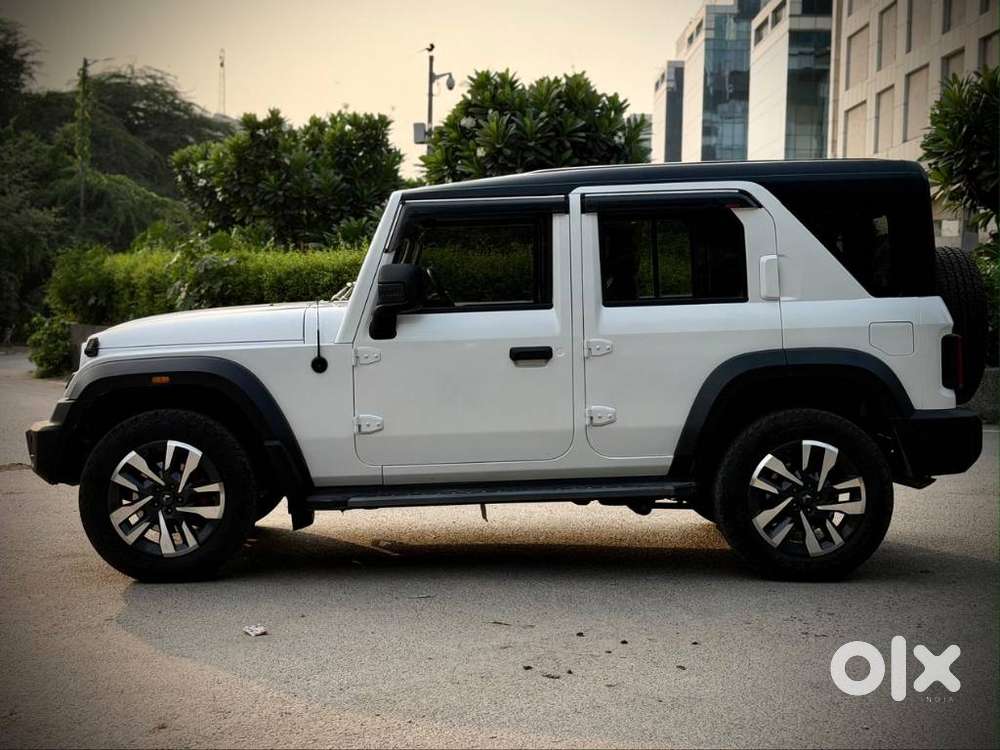 Mahindra Thar Roxx Mx3 Rwd At, 2025, Petrol