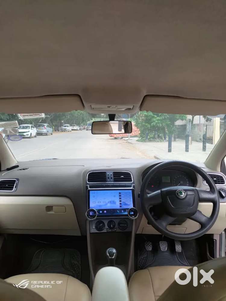 Skoda Rapid Ambition 2013