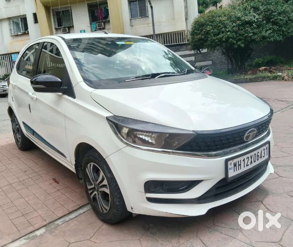 Tata Tiago 1.2 Revotron Xta, 2025, Petrol