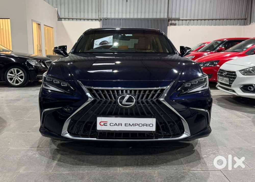 Lexus Es 300h Luxury, 2024, Cng & Hybrids