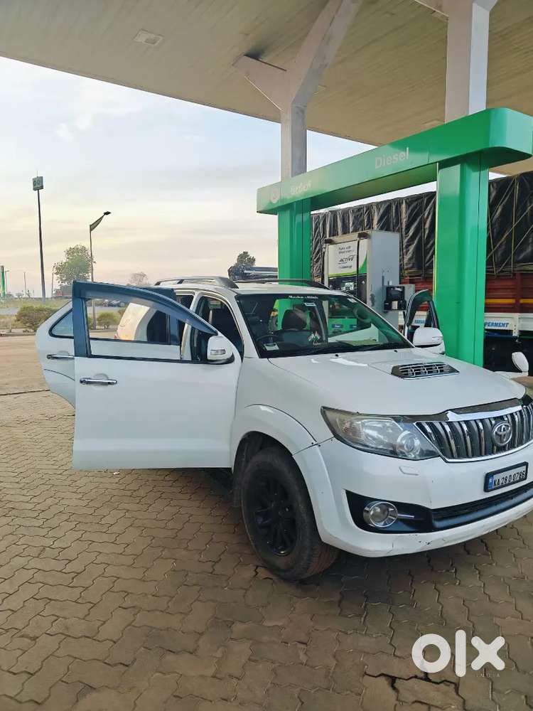 Toyota Fortuner Legender 2015