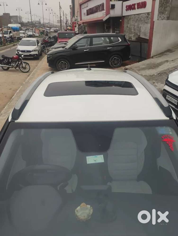 Tata Nexon Pure (s) 1.2 Petrol 6amt, 2024, Petrol