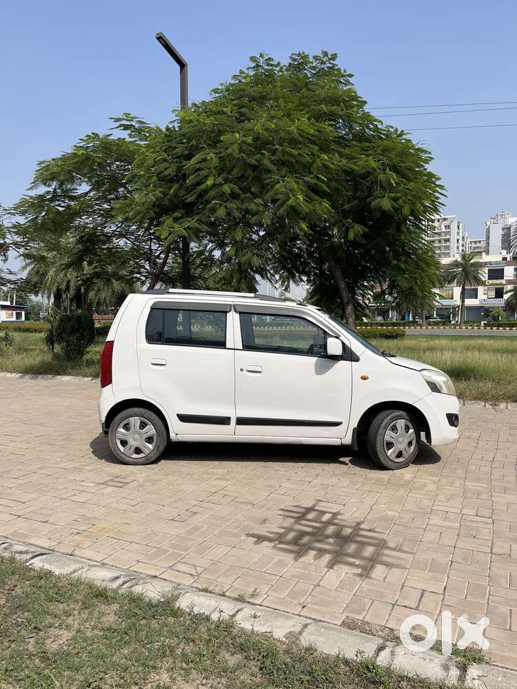 Maruti Suzuki Wagon R Vxi 1.0 Cng, 2014, Cng & Hybrids