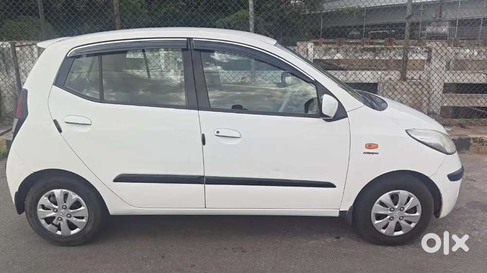 Hyundai I10 Sportz Petrol 2010