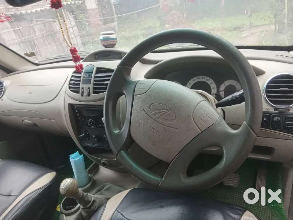 Mahindra Quanto 2013 Diesel 112000 Km Driven