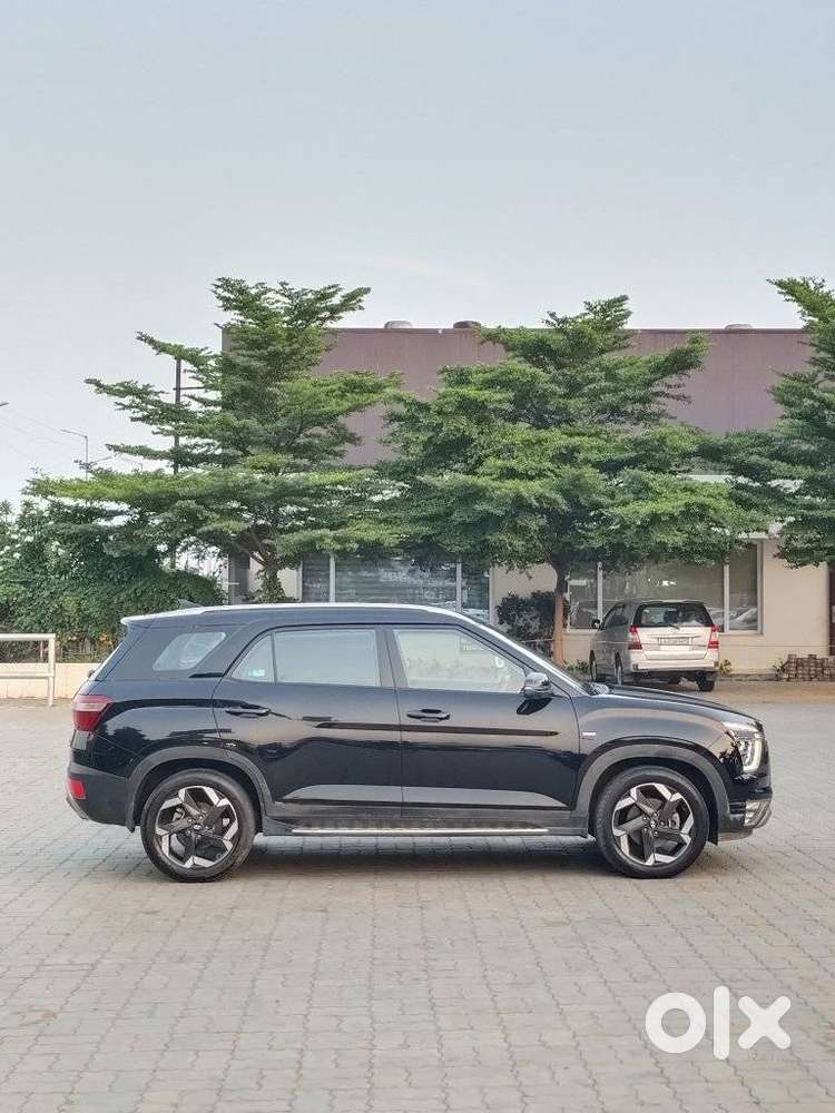 Hyundai Alcazar Signature 1.5 Petrol Dct 6str, 2023, Petrol