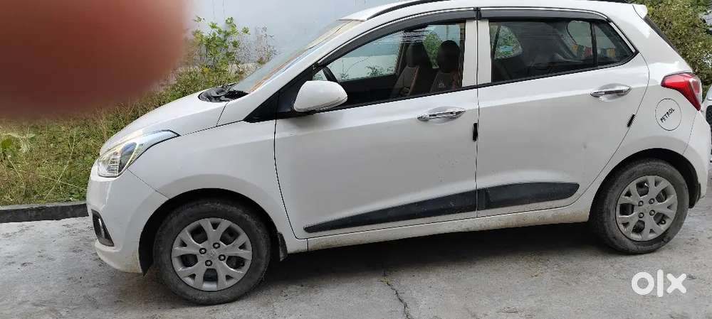 Hyundai Grand I10 Sportz 2015