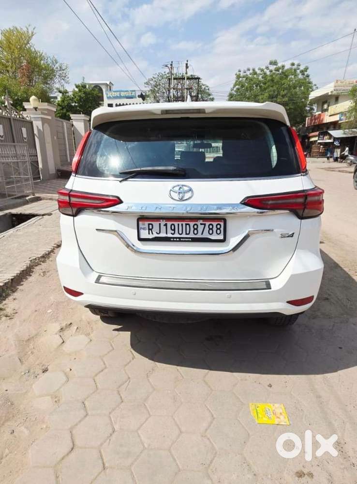 Toyota Diesel 2019 Car