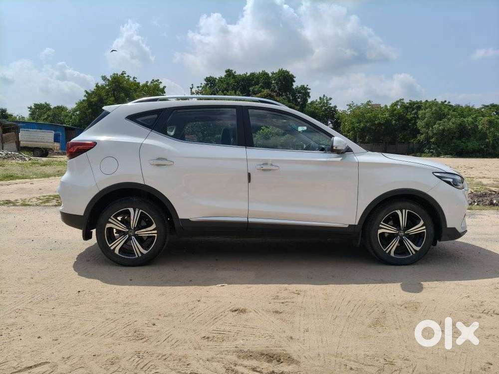 Mg Astor 1.5 Savvy Cvt S Red, 2021, Petrol