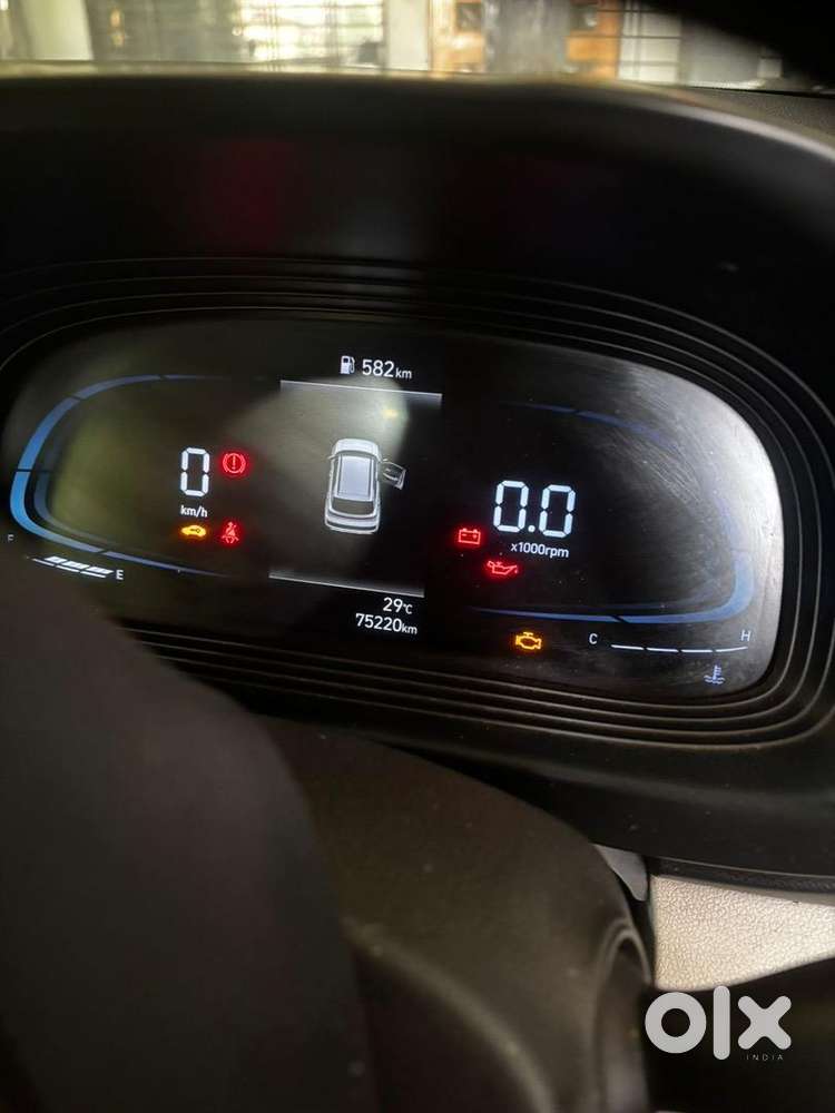 Hyundai Venue 2023 Diesel Well Maintained