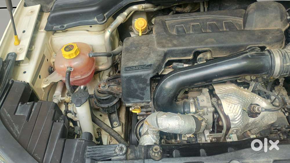 Mahindra Xuv300 W8 Diesel, 2022, Diesel