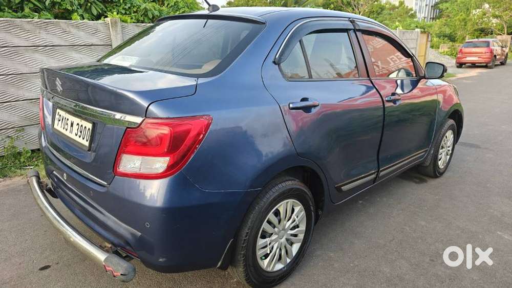 Maruti Suzuki Swift Dzire Vxi Optional, 2022, Petrol