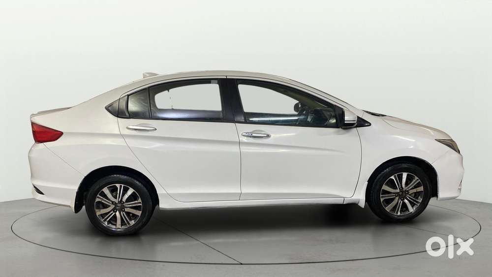 Honda City I-vtec V, 2018, Petrol