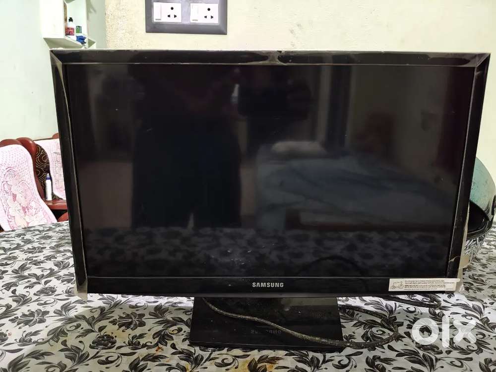 SAMSUNG LED TV