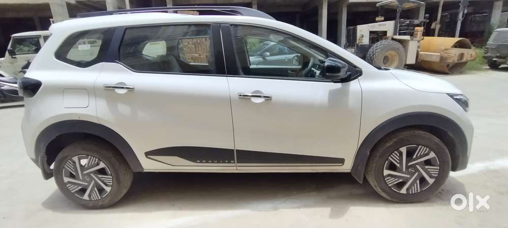 Nissan Gravite, 2026, Petrol