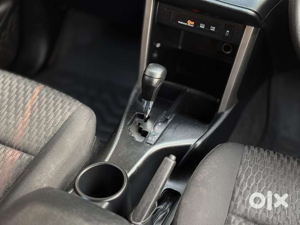 Toyota Innova Crysta 2.4 Gx Limited Edition At 8 Str, 2021, Diesel