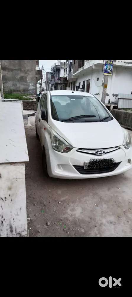 Hyundai Eon 2017 Petrol 72000 Km Driven