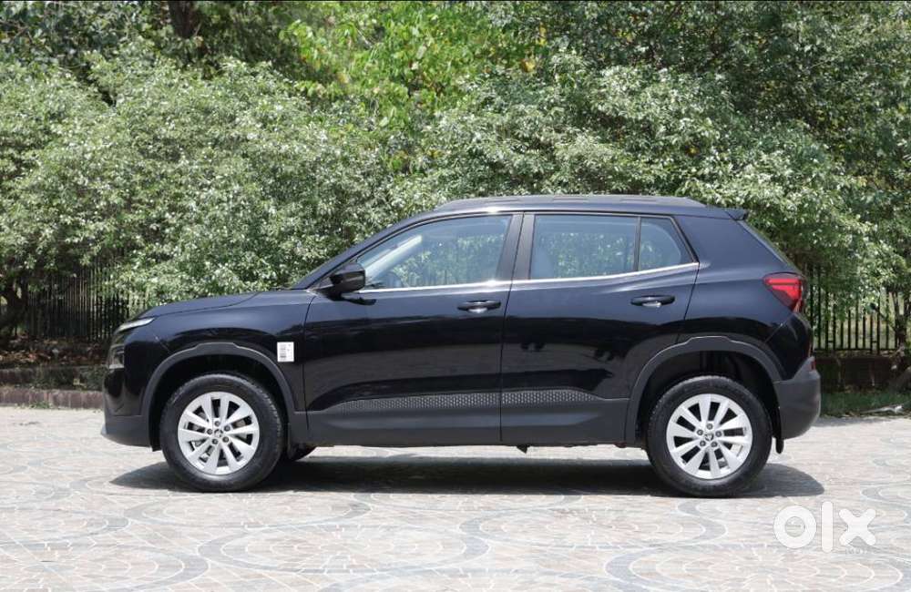 Skoda Kylaq Signature At, 2026, Petrol