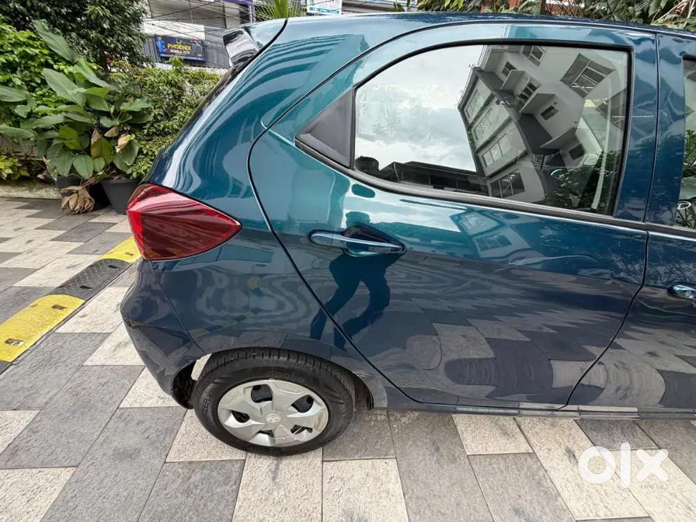 Tata Tiago Ev 2025 Electric 8000 Km Driven