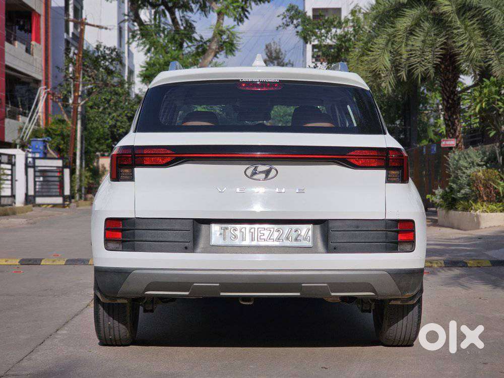 Hyundai Venue S 1.2 Petrol, 2023, Petrol