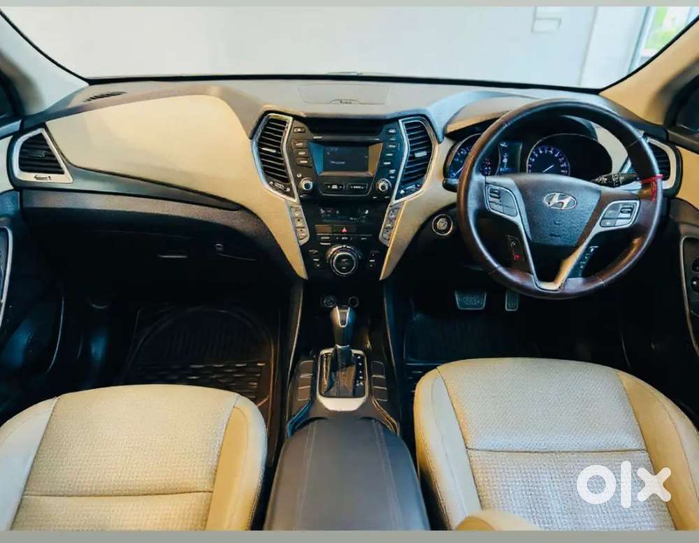 Hyundai Santa Fe 2015 Diesel 95095 Km Driven