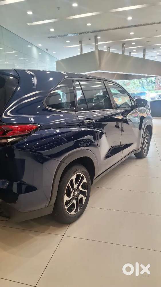 Maruti Suzuki Invicto 2024